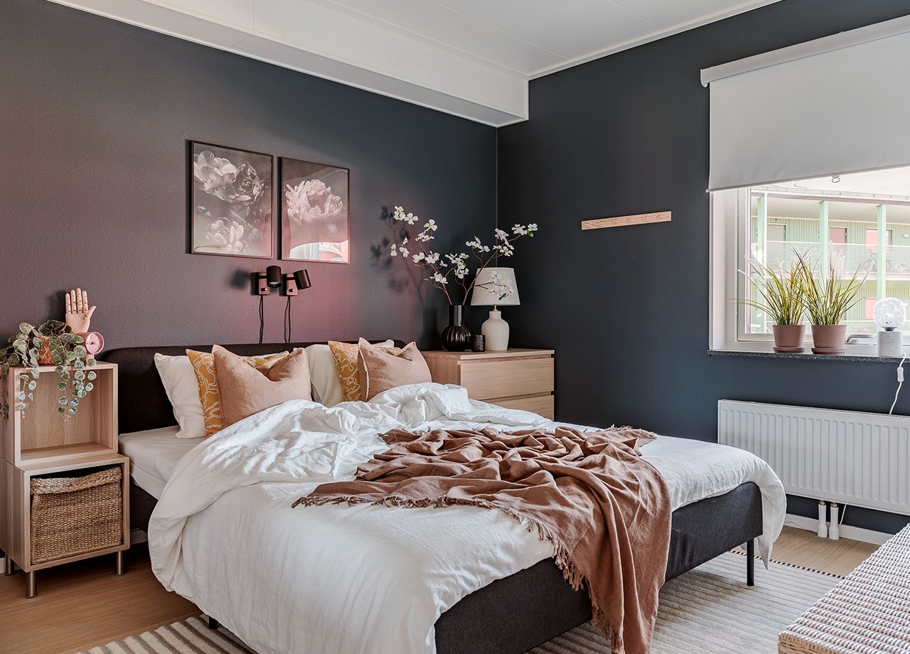 Stora sovrummet i en BoKlok lägenhet.